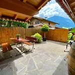 An Der Familienabfahrt Apartament
